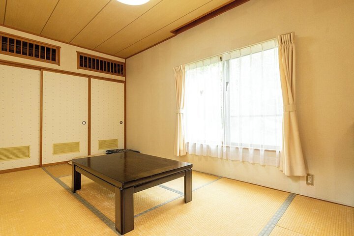 Room 29 of 151