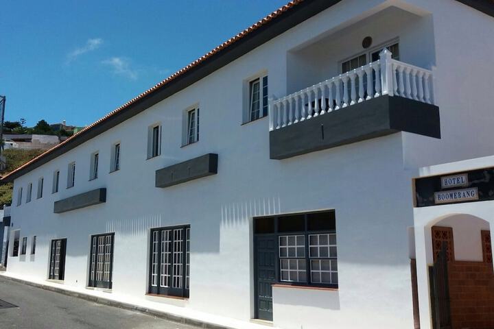 Exterior of Hotel Boomerang