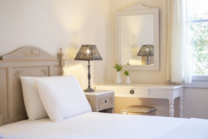 Room 15 of 238