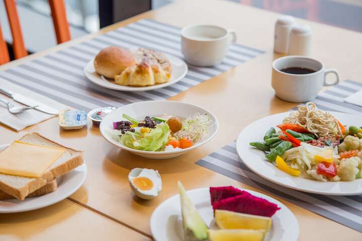 Breakfast/Coffee Service 171 of 203
