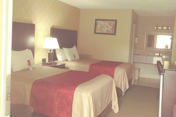 Double Bed (1 of 14)
