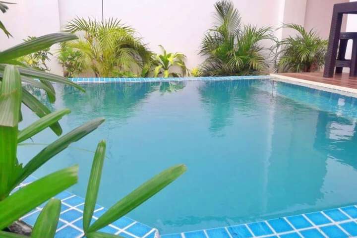 Pool 78 of 152