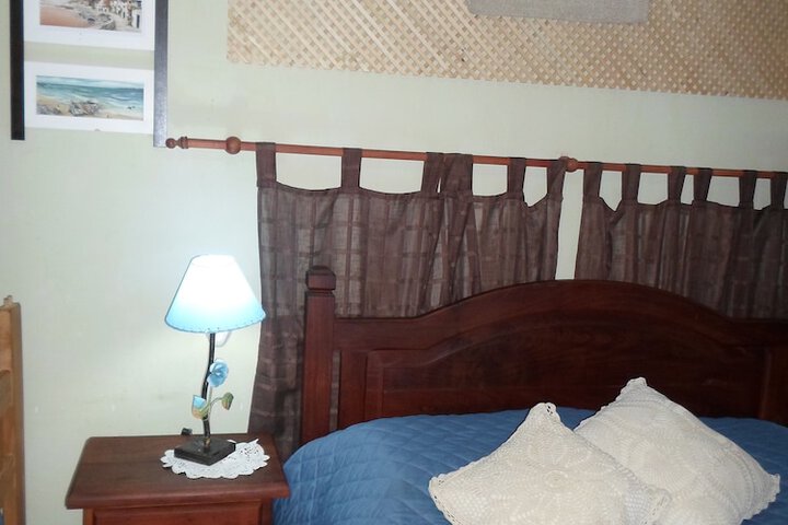 Room 10 of 126