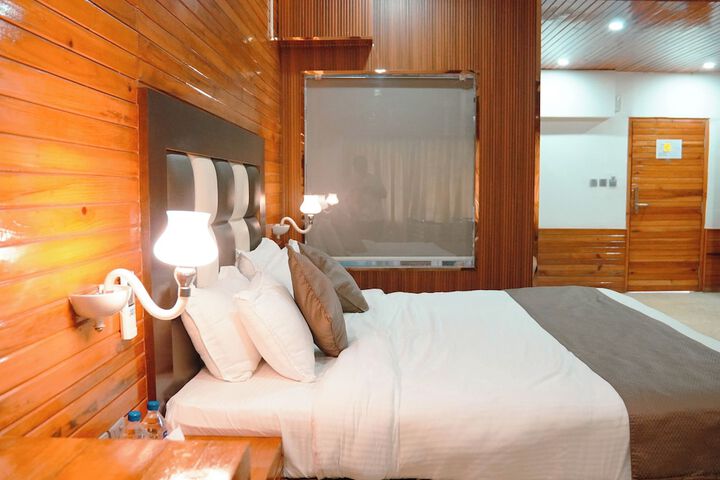 Room 20 of 40