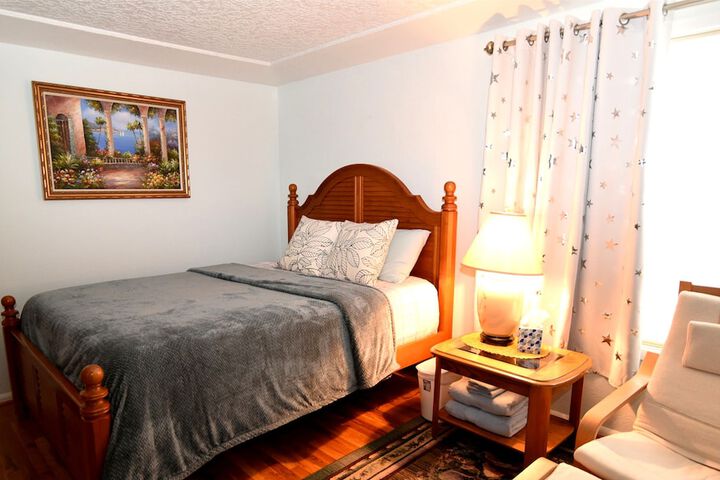 Room 13 of 24