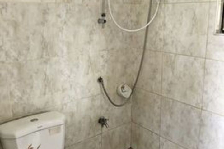 Room 5 of 22