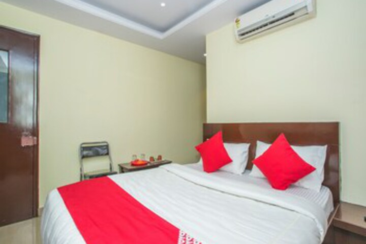Room 27 of 30