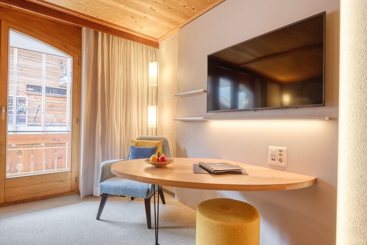 Room 18 of 49