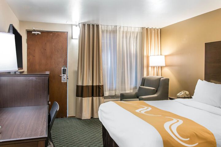 Room 7 of 36