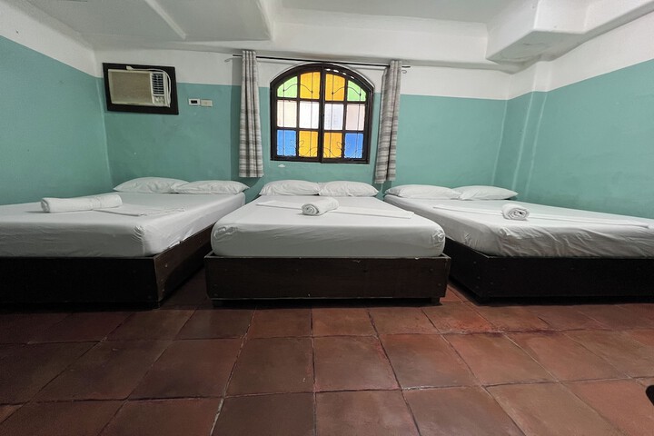 Room 14 of 46