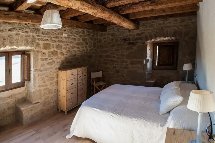 Room 3 of 19