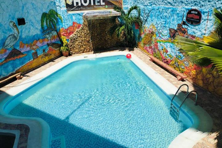 Hotel Plaza Confort Inn