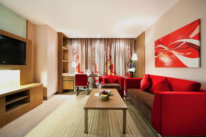 Room 21 of 178