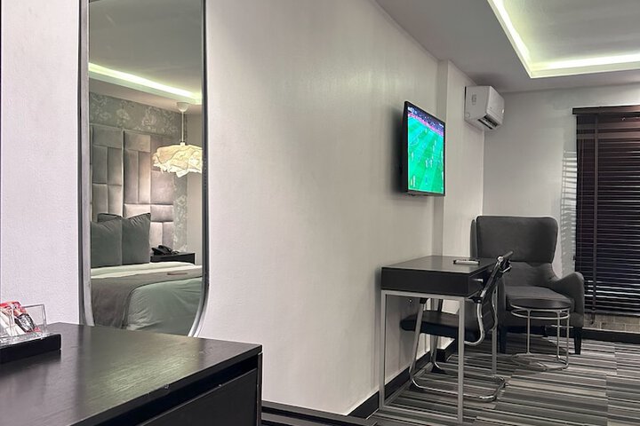 Room 50 of 85