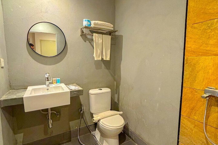 Room 103 of 120