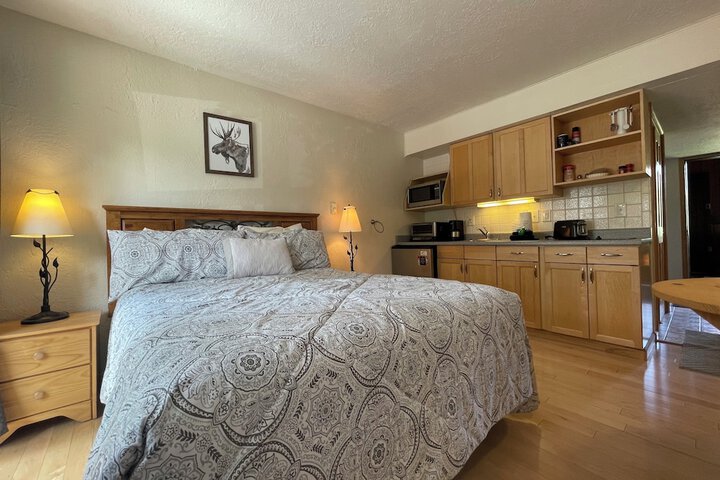 Room 5 of 31