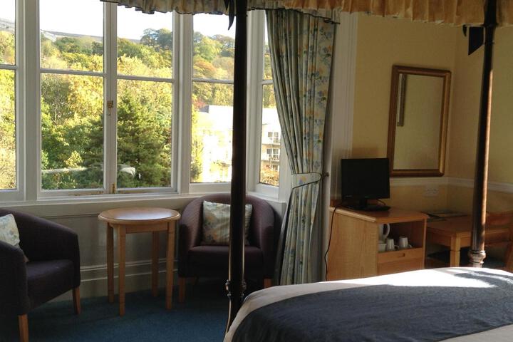 Room 29 of 84