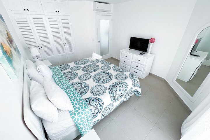 Room 8 of 267