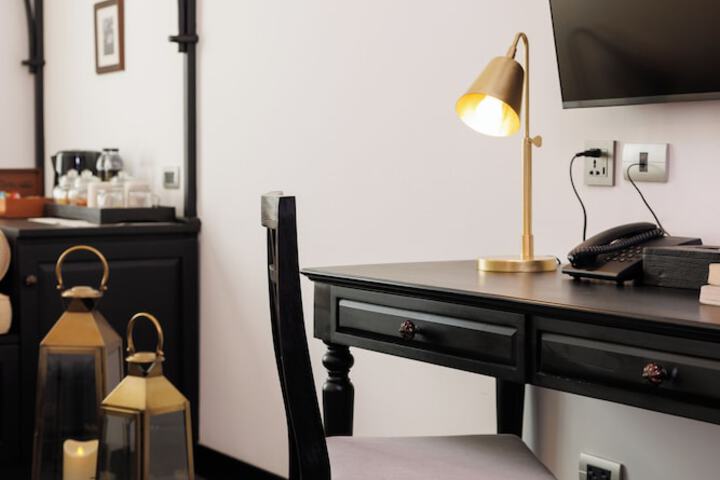 Room 10 of 62
