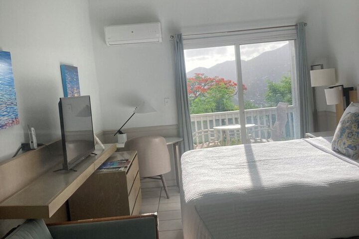 Room 28 of 111