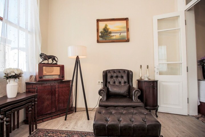 Room 19 of 54