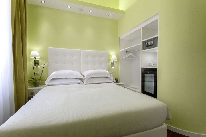 Room 9 of 41
