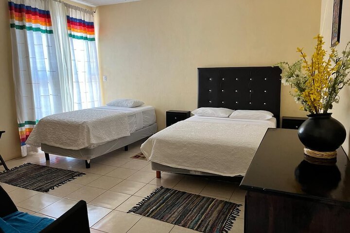 Room 4 of 7