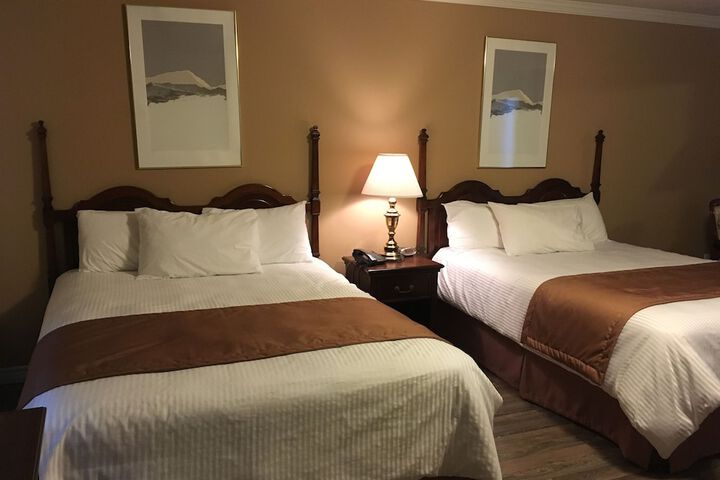 Room 8 of 118