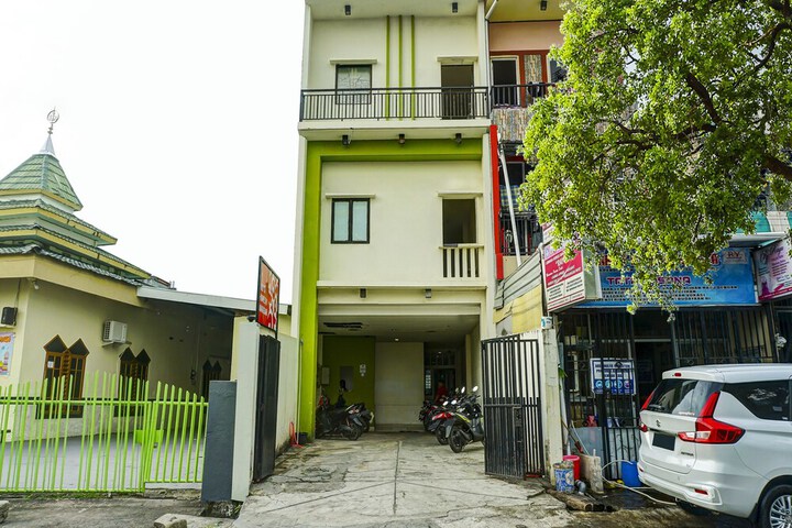 Hotel O Kosta Homestay Makassar