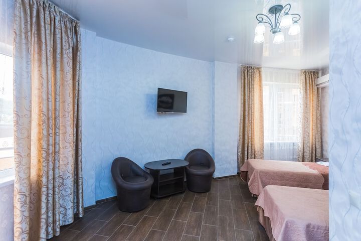 Room 16 of 60