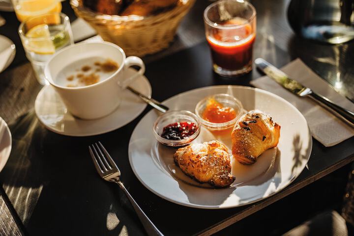 Breakfast/Coffee Service 78 of 106