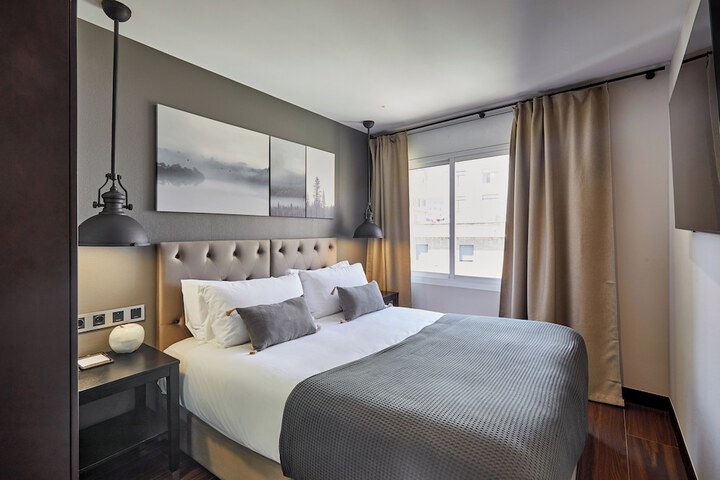 Room 7 of 54