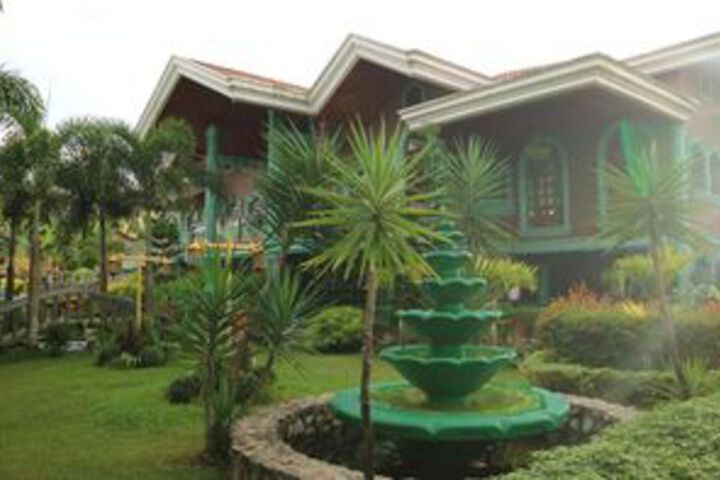 Luxus Residencia de Baler