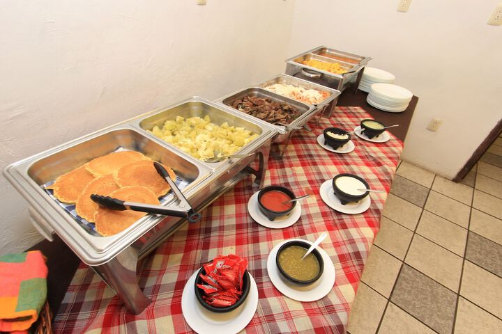 Breakfast/Coffee Service 27 of 43