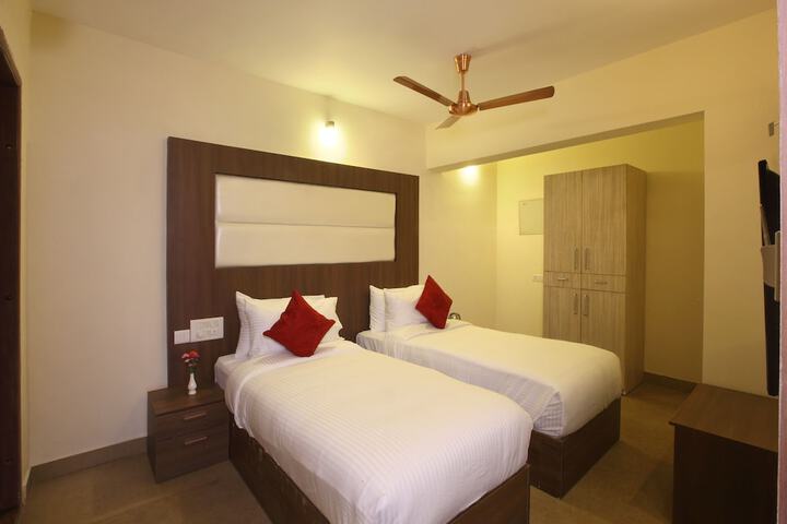 Room 18 of 31