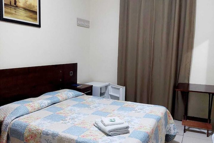 Room 9 of 15