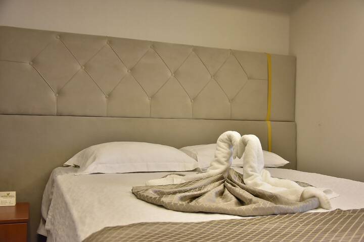 Room 7 of 35