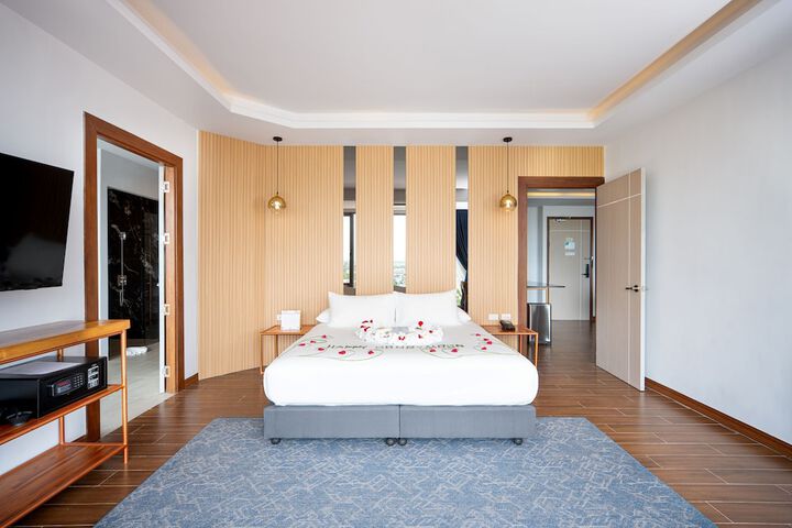Room 157 of 336