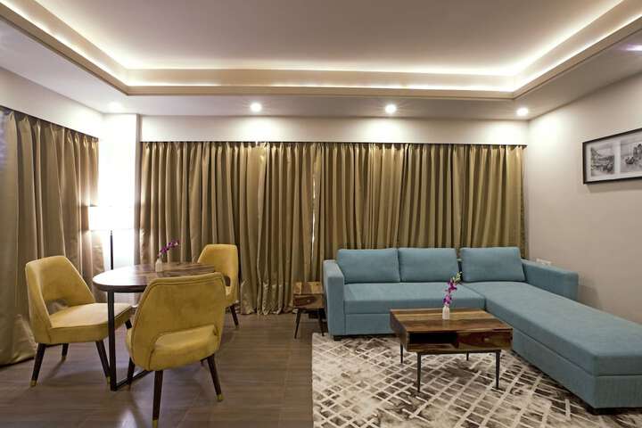 Room 28 of 52