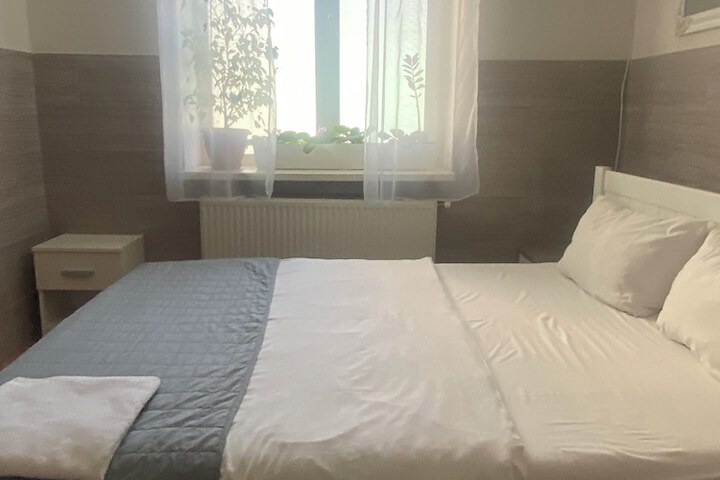 Room 34 of 68