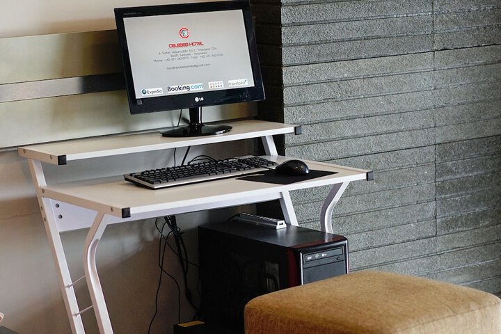 Business Center 23 of 24