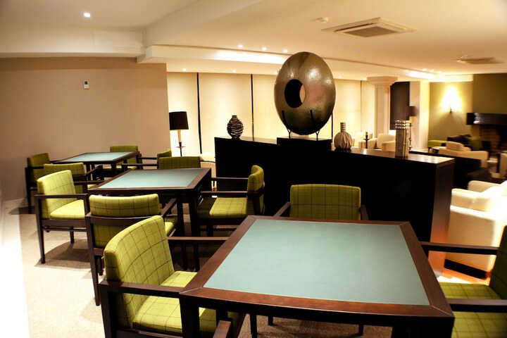 Room 35 of 77