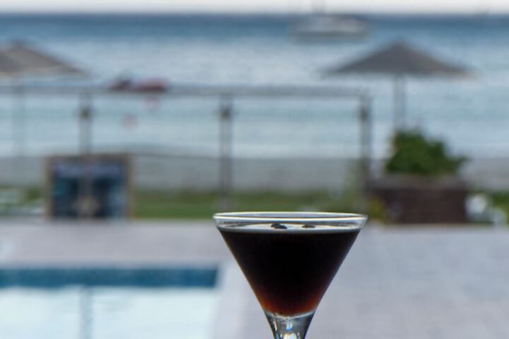 Lounge 68 of 105