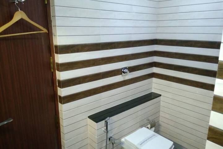 Clean Restrooms
