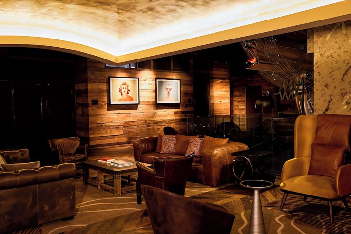 Guest Lobby