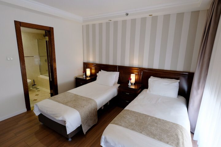 Room 9 of 53