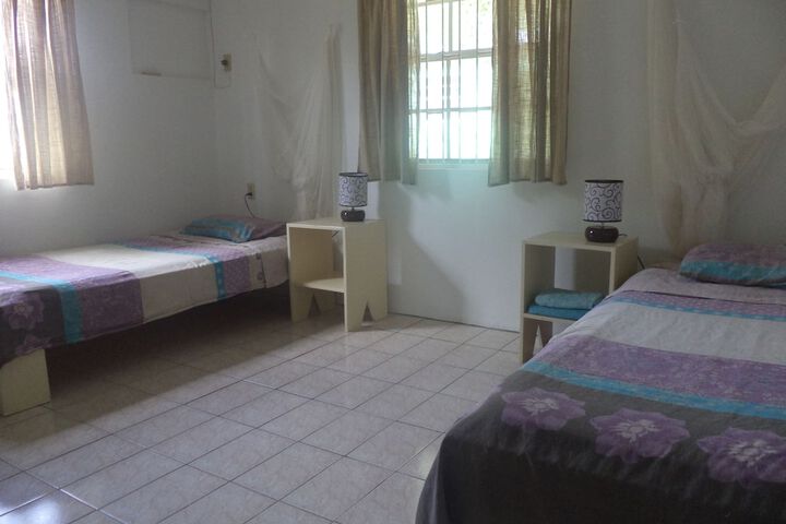 Room 2 of 39