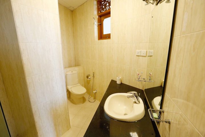 Room 15 of 22