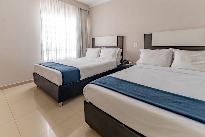 Room 15 of 32