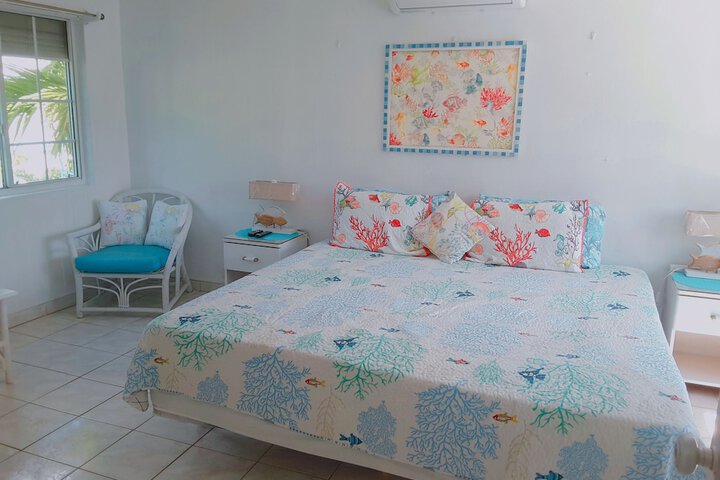 Room 9 of 48